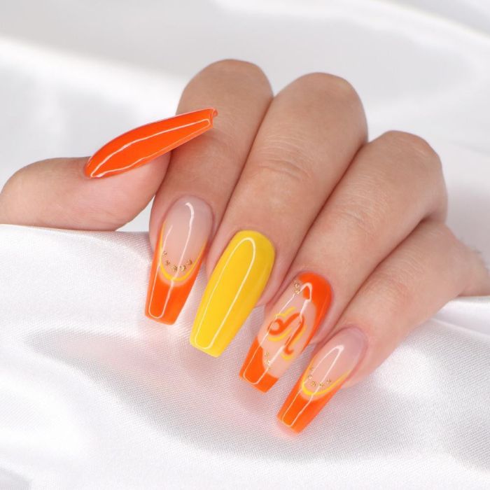 INOCOS VERNIZ GEL MARIA BIFANA-AMARELO MOSTARDA 15ML