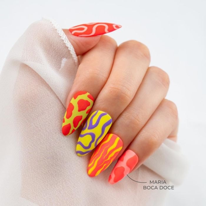 INOCOS VERNIZ GEL BOCA DOCE 15ML