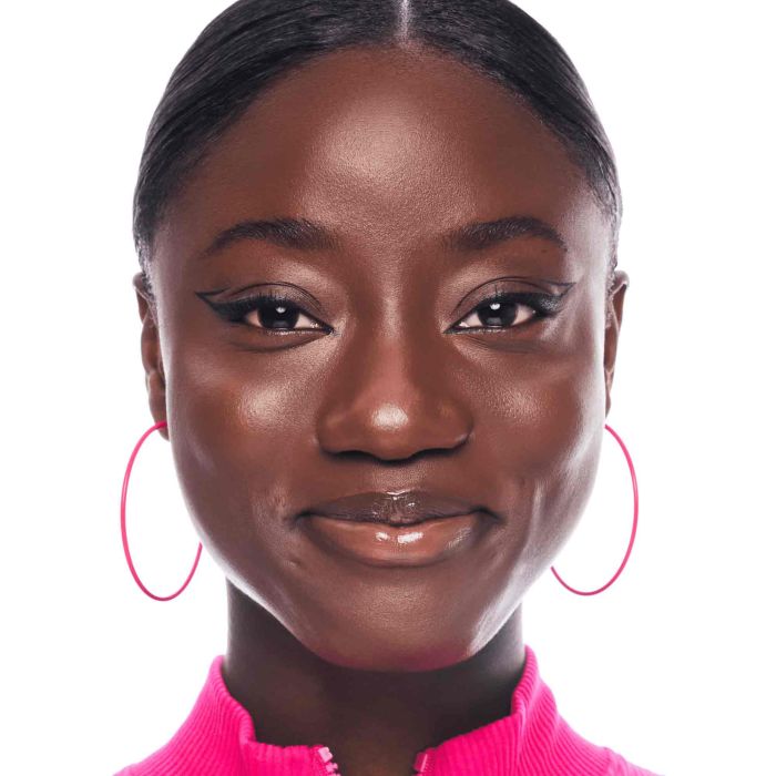 ESSENCE 24 EVER INK LINER 01