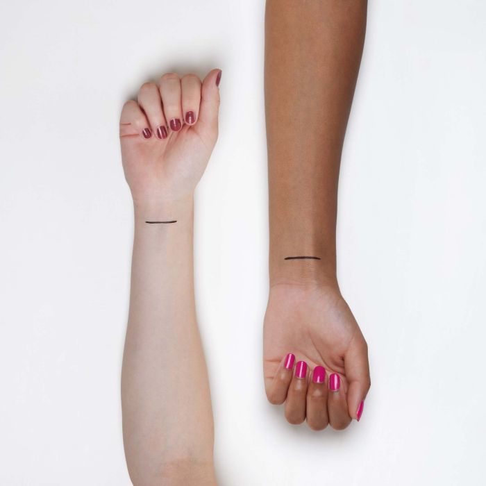 ESSENCE EYELINER LÍQUIDO À PROVA DE ÁGUA CASTANHO