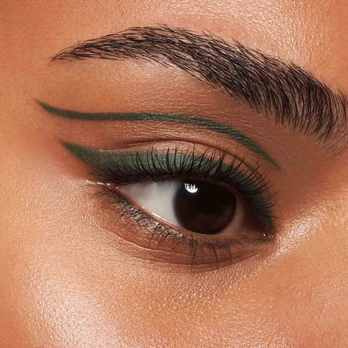 ESSENCE KAJAL LÁPIS 29