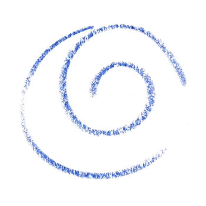 ESSENCE KAJAL LÁPIS 30