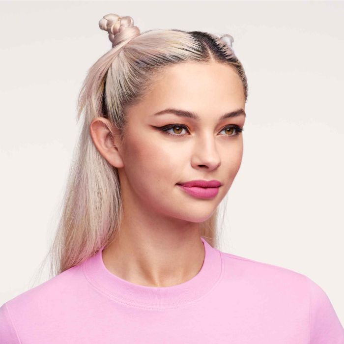 ESSENCE 8H MATTE LIQUID LIPSTICK 05