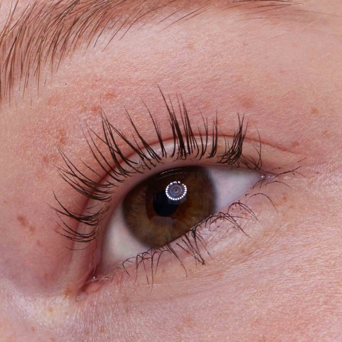 ESSENCE I LOVE EXTREME CRAZY VOLUME WATERPROOF MASCARA