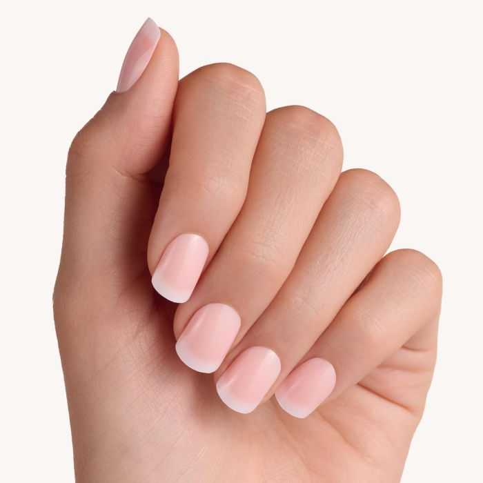 ESSENCE FRENCH MANICURE CLICK-ON NAILS 01