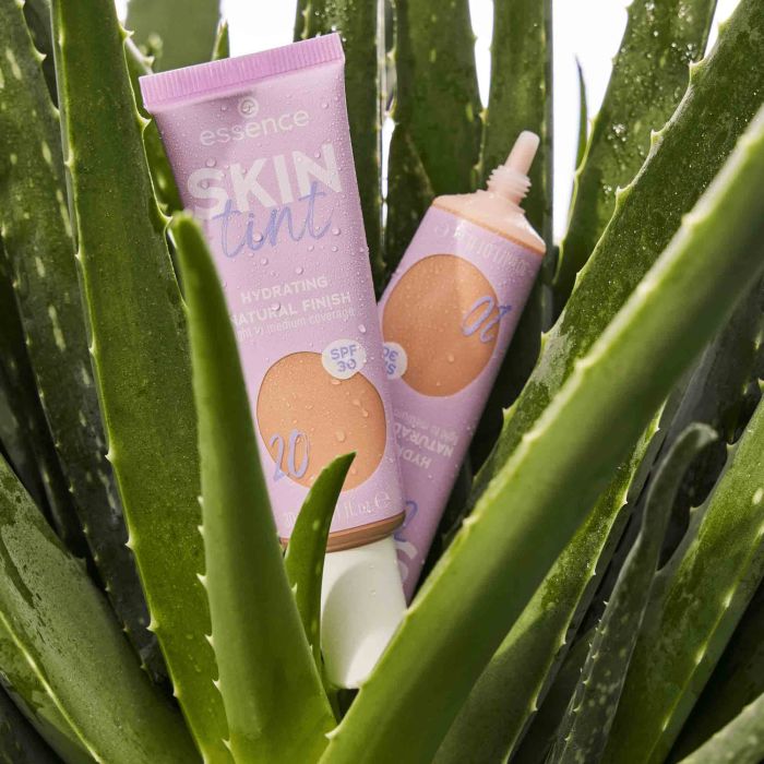 ESSENCE SKIN TINT 20