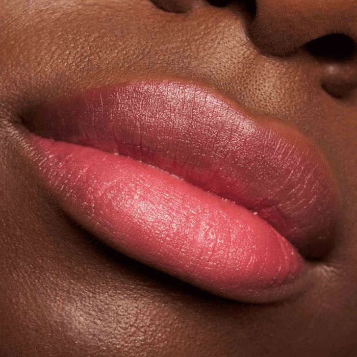 ESSENCE META GLOW COLOUR CHANGING LIPSTICK