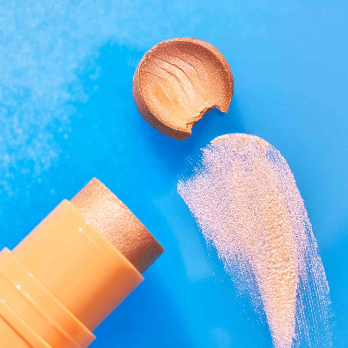 ESSENCE BABY OT HOLO GLOW HIGHLIGHTER STICK 10