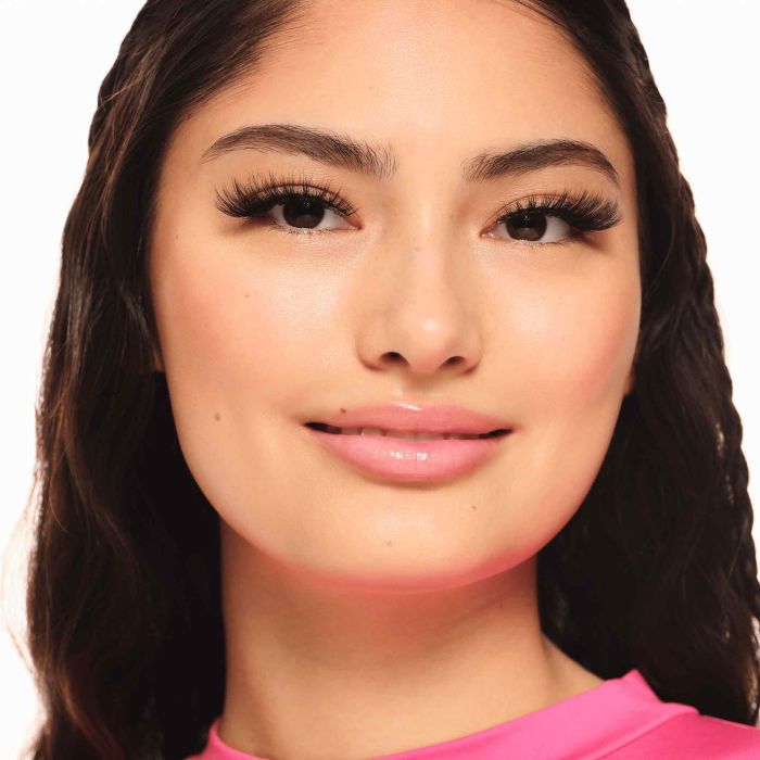 ESSENCE WHAT THE FAKE! FALSE LASHES 01