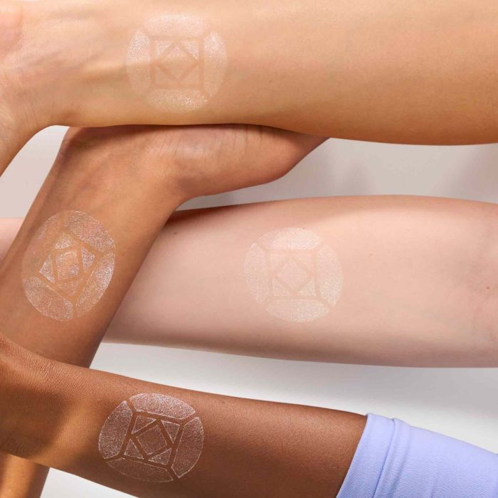 ESSENCE BABY GOT DIAMOND HIGHLIGHTER STICK