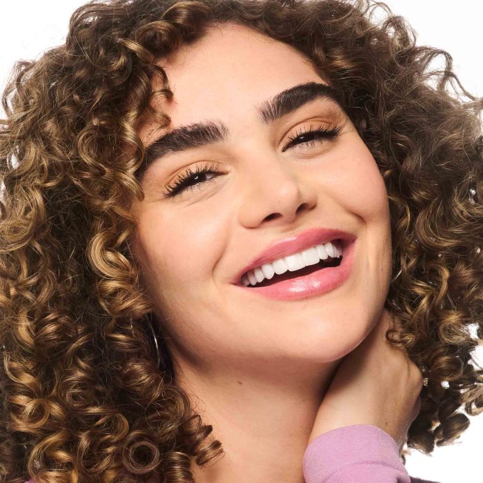 ESSENCE FOUNDATION STICK 170