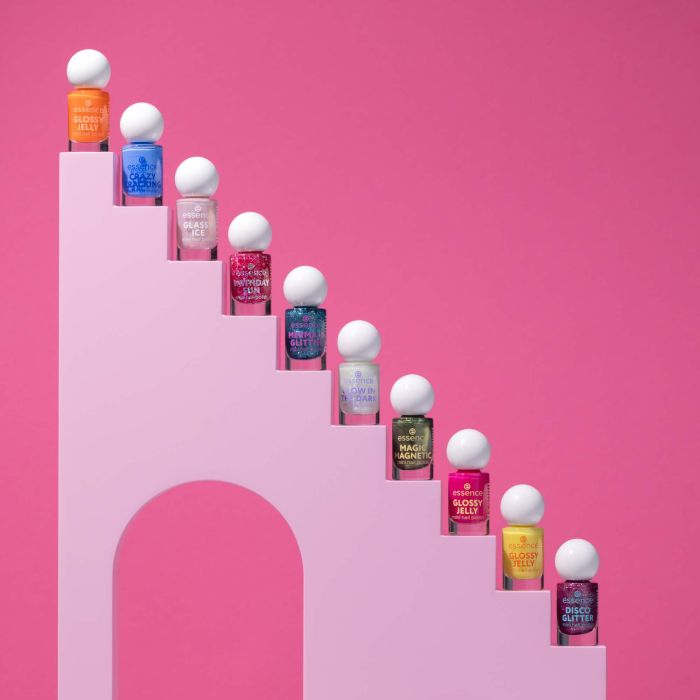 ESSENCE GLOSSY JELLY MINI NAIL POLISH 02