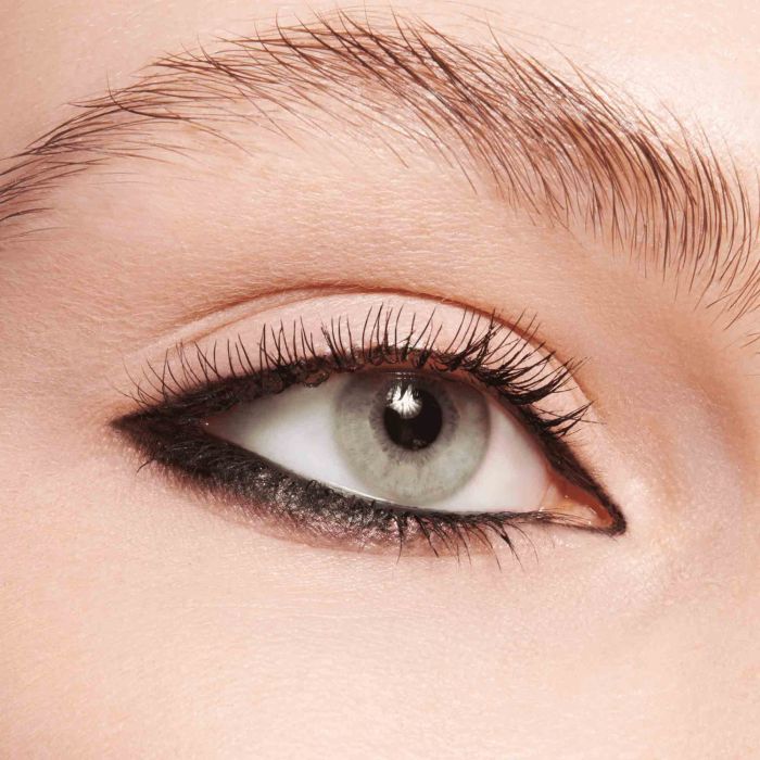 ESSENCE LONG LASTING EYE PENCIL 01