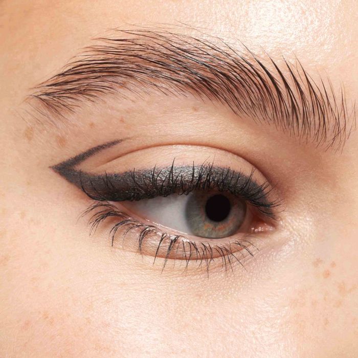 ESSENCE KAJAL PENCIL 15