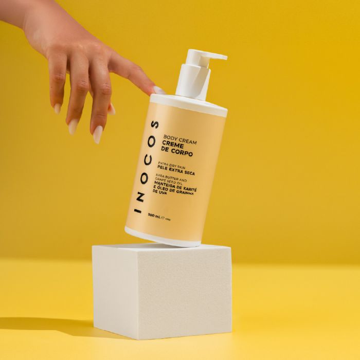 INOCOS CREME DE CORPO MANTEIGA DE KARITE E ÓLEO DE GRAINHA DE UVA 500ML